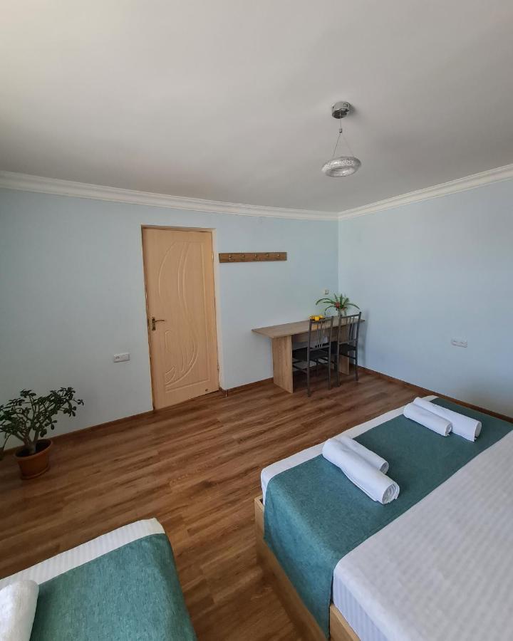 Seva Guesthouse And Cottages Byurakan מראה חיצוני תמונה