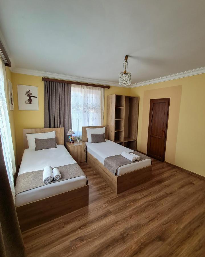 Seva Guesthouse And Cottages Byurakan מראה חיצוני תמונה