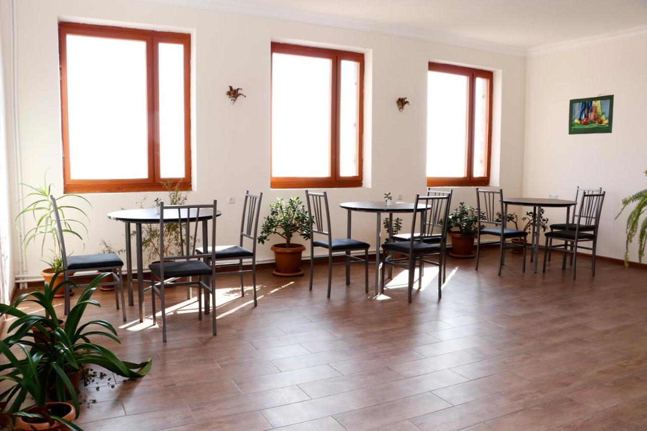 Seva Guesthouse And Cottages Byurakan מראה חיצוני תמונה