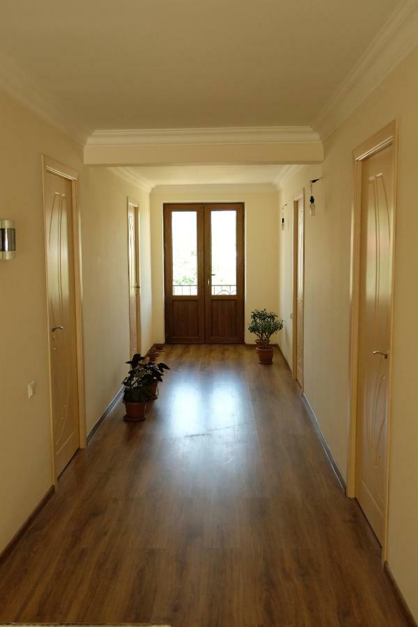 Seva Guesthouse And Cottages Byurakan מראה חיצוני תמונה
